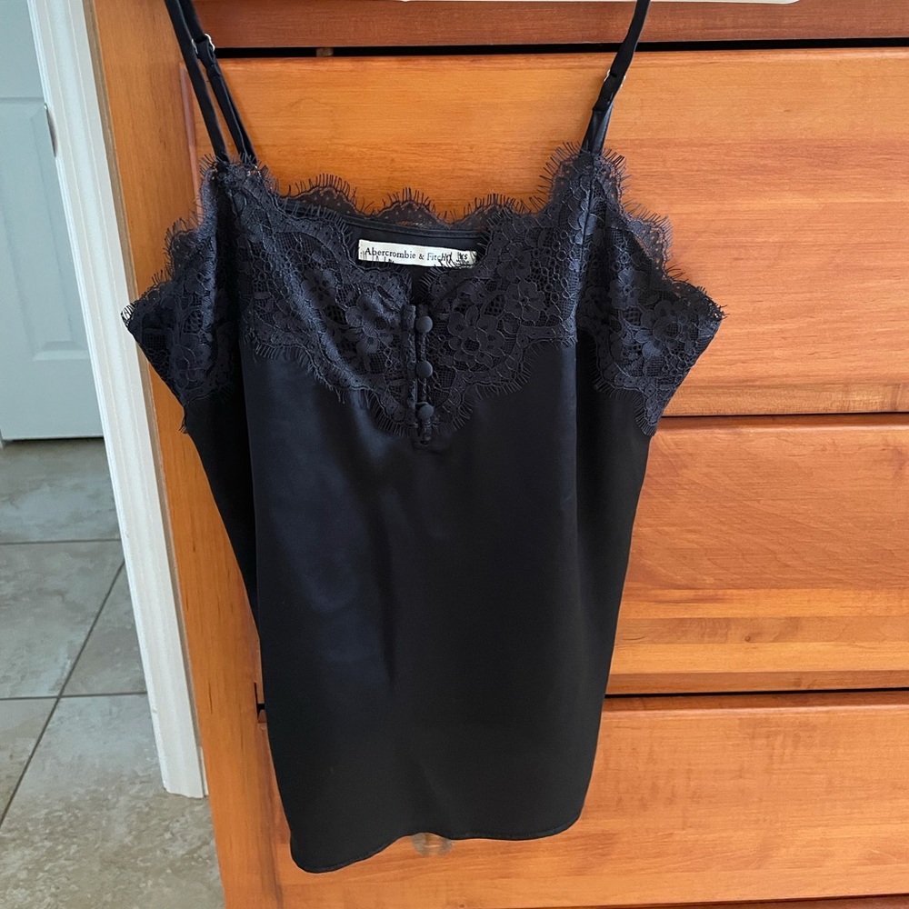 Never been worn - Abercrombie cami